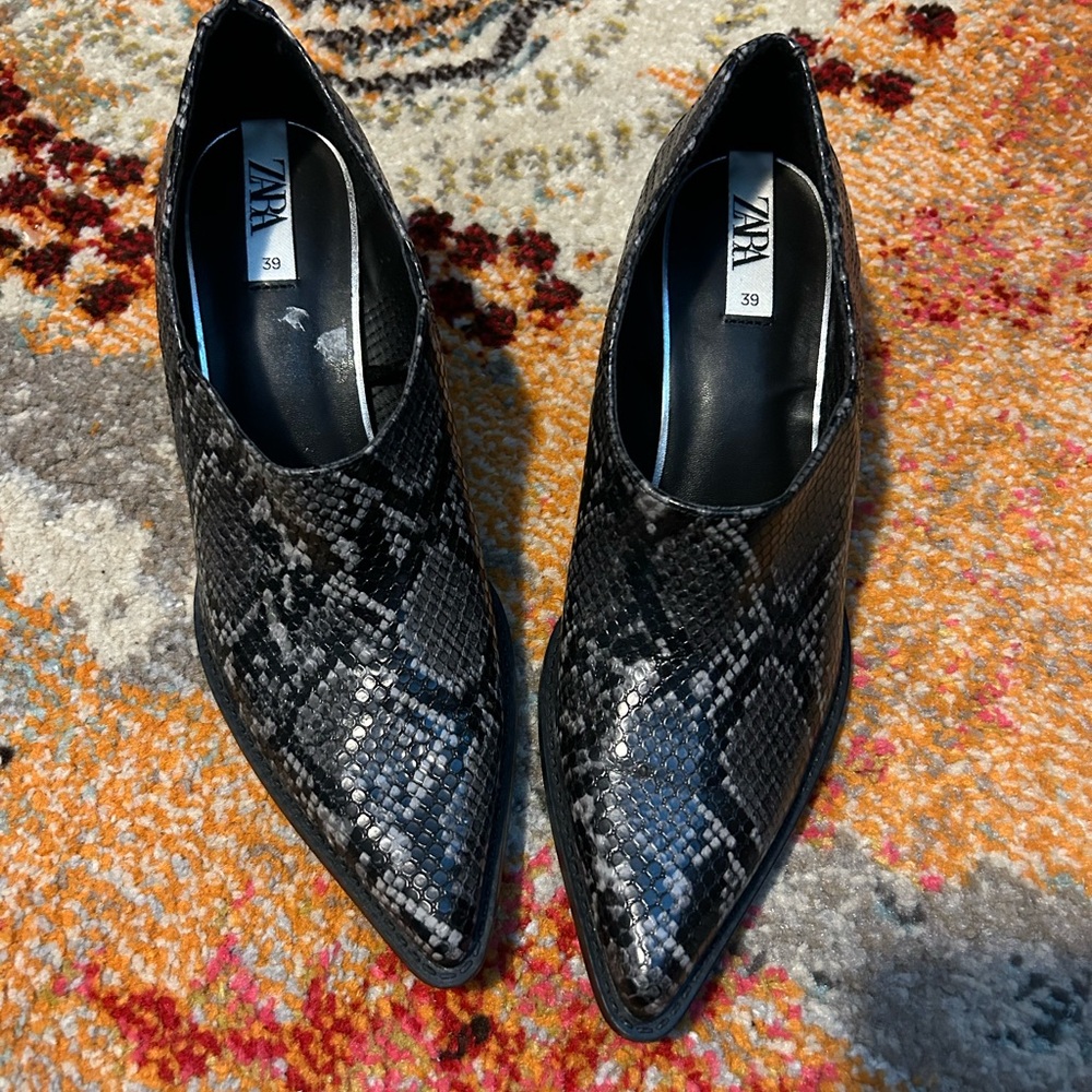 Zara Black Snakeskin Women's Shoes